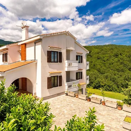 Villa Anica-opatija-poljane By Guide