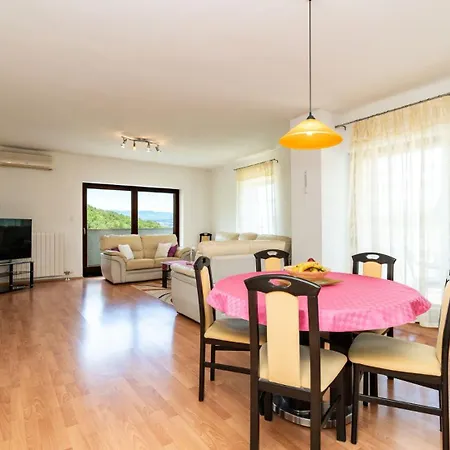 Vila Anica-opatija-poljane By Guide *