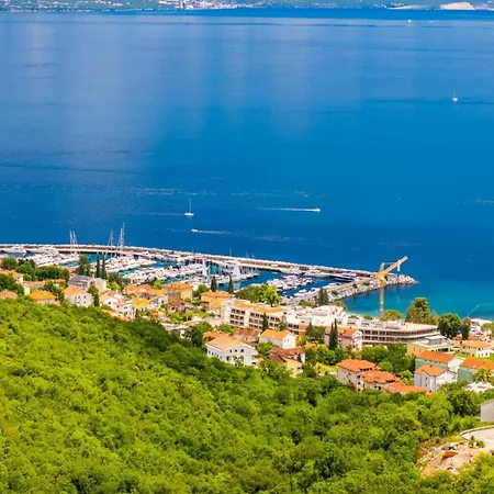 Anica-opatija-poljane By Guide Villa